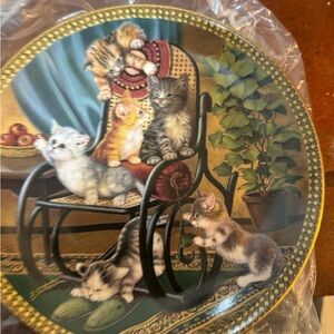 Decorative Plate with Kittens